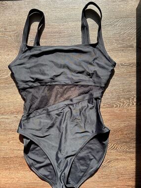 Anne Klein women’s Black One-Piece Swimsuit with Mesh Detail Size 14